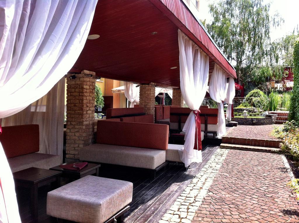 Hotel Therma Dunajská Streda Exterior photo