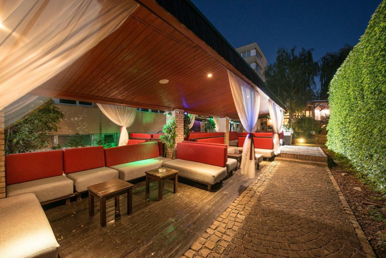 Hotel Therma Dunajská Streda Exterior photo